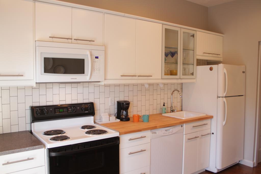 Modern Homestead Guest House Reedsville Oda fotoğraf